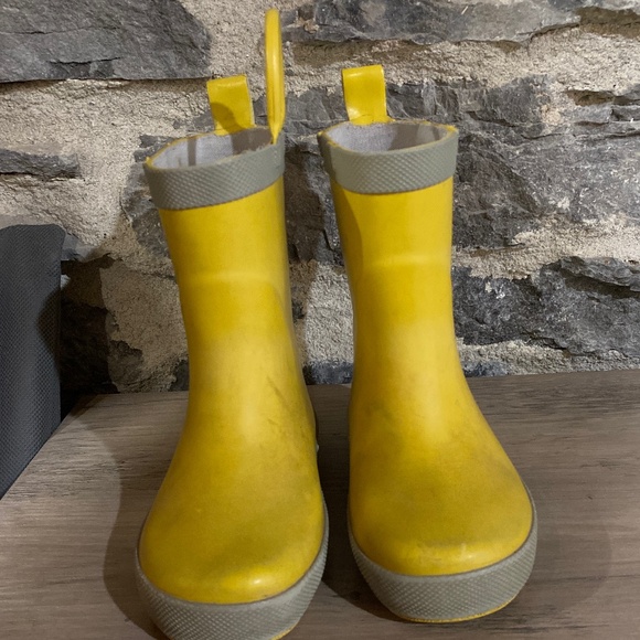 Ran Boots - Picture 3 of 3